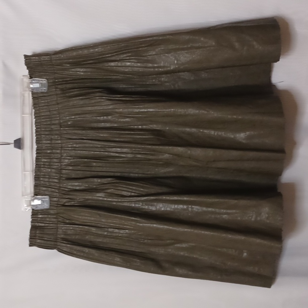 ANTHROPOLOGIE Vegan Leather Pleated Elastic Waist Skirt. Size XL - Picture 3 of 12